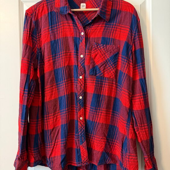 GAP Lightweight Flannel Red & Blue Plaid Buttondown Size XL - Picture 1 of 3